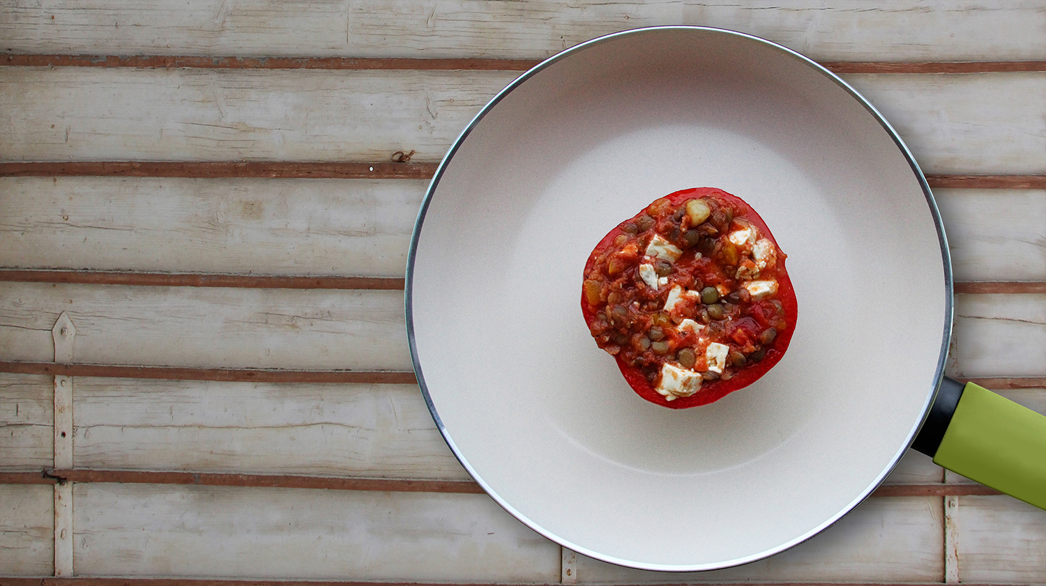 Gefüllte Paprika mit Linsen und Feta - Foodblog Pfannenliebling